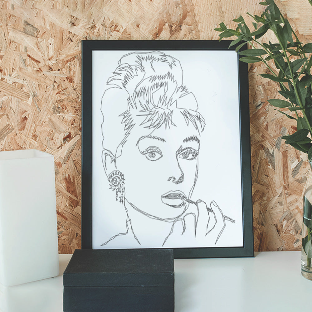 AUDREY HEPBURN | One Line Poster Series OTTOCKRAFT™